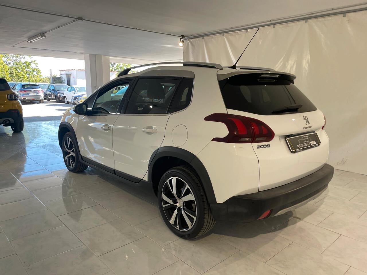 Peugeot 2008 BlueHDi 100 GT Line
