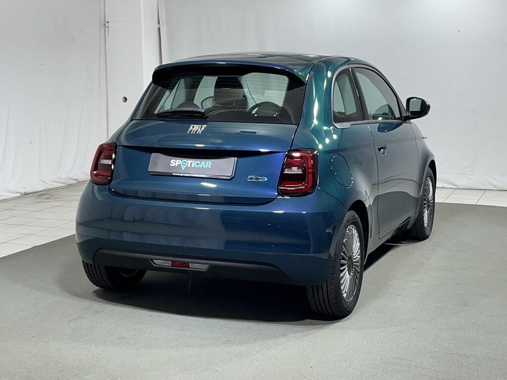 Fiat 500 e 42 kWh