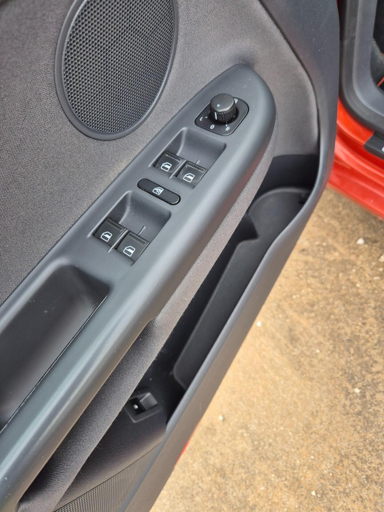 Volkswagen Golf Plus 1.6 16V FSI 5p. Sport. Ltd. E