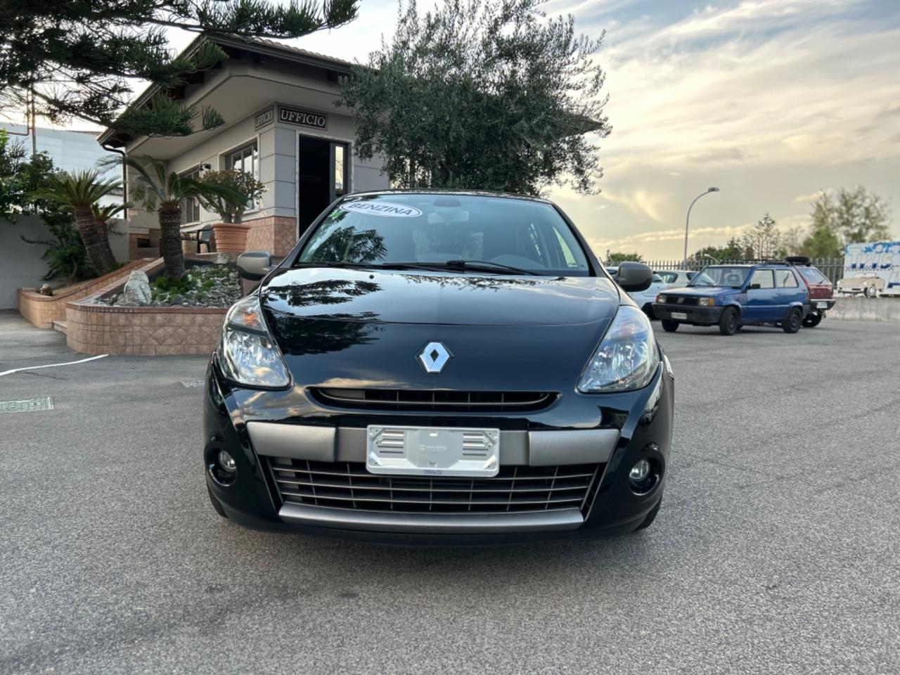 Renault Clio 1.2 16V 5 porte Dynamique