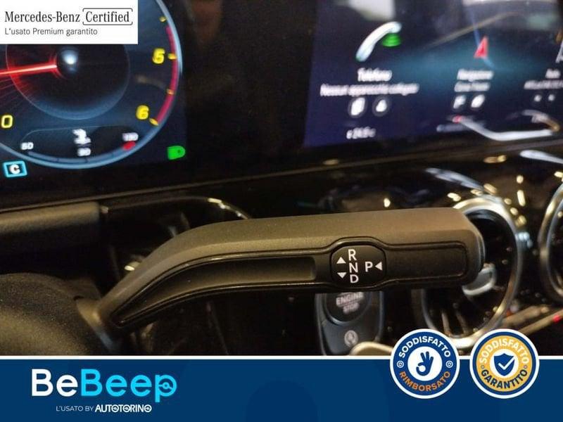 Mercedes-Benz GLA 180 D PREMIUM AUTO
