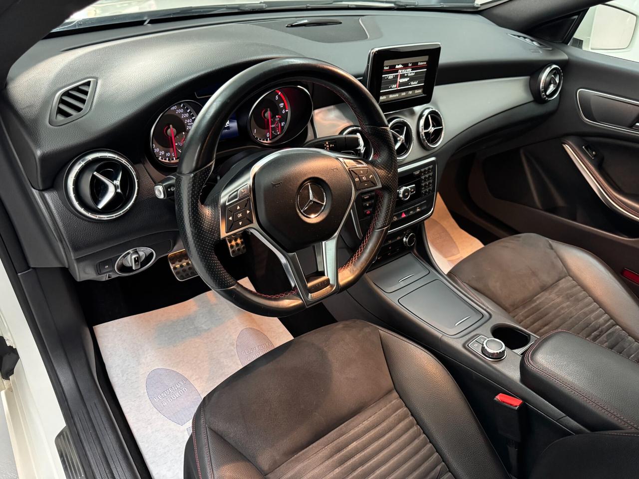 Mercedes-benz CLA 200 CLA 220 CDI Automatic Premium