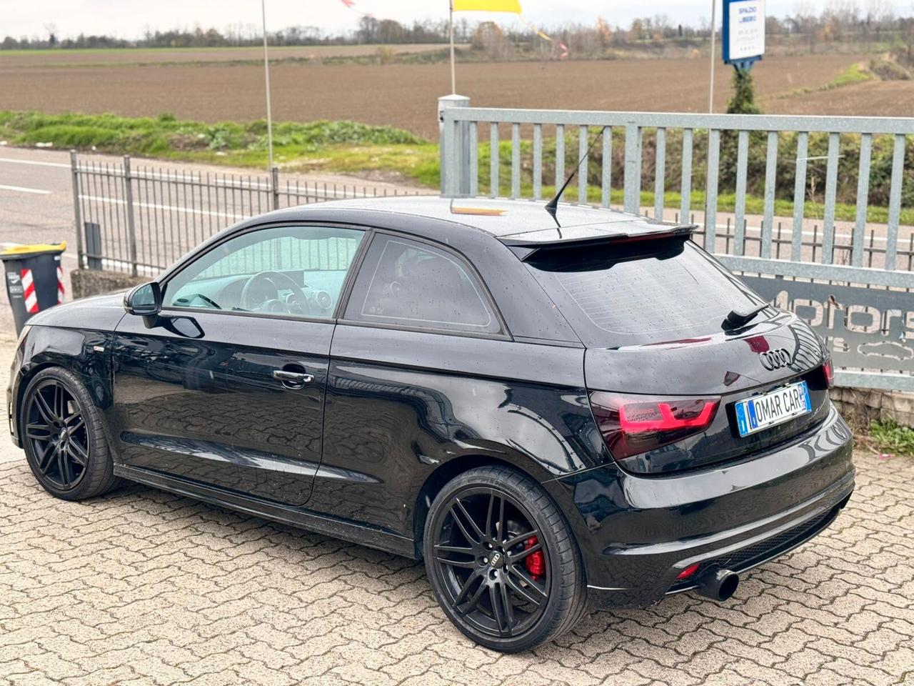 Audi A1 S-LINE 1.6 TDI 2011 NEOPATENTATI