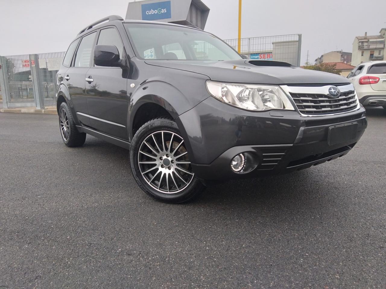 Subaru Forester 2.0D 147cv 4X4 6marce +gancio traino