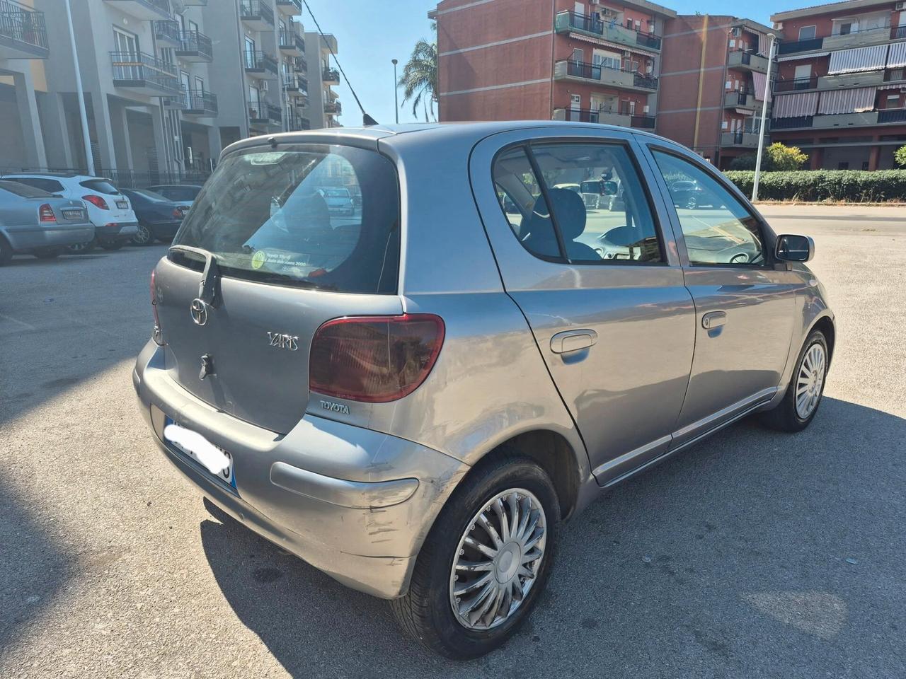 Toyota Yaris 1.4 tdi D-4D cat 5 porte