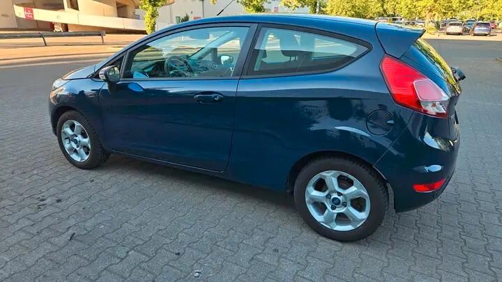 Ford Fiesta 1.0 80CV 3 porte Titanium OK NEO PATENTATI