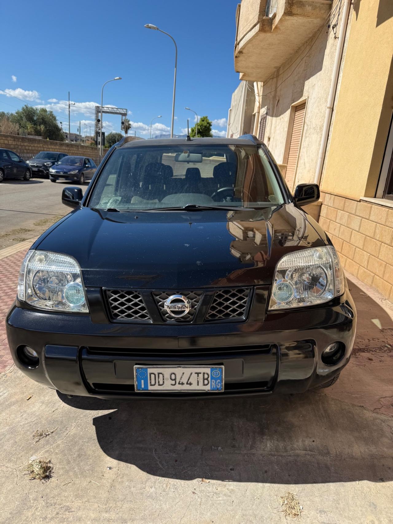 Nissan X-Trail 2.2 dCi Wild 4X2