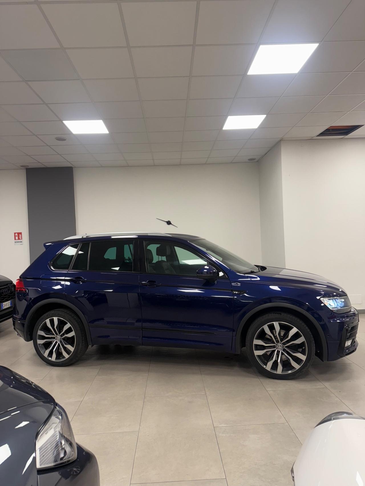 Volkswagen Tiguan 2.0 BiTDI SCR DSG 4MOTION Executive R-Line BMT