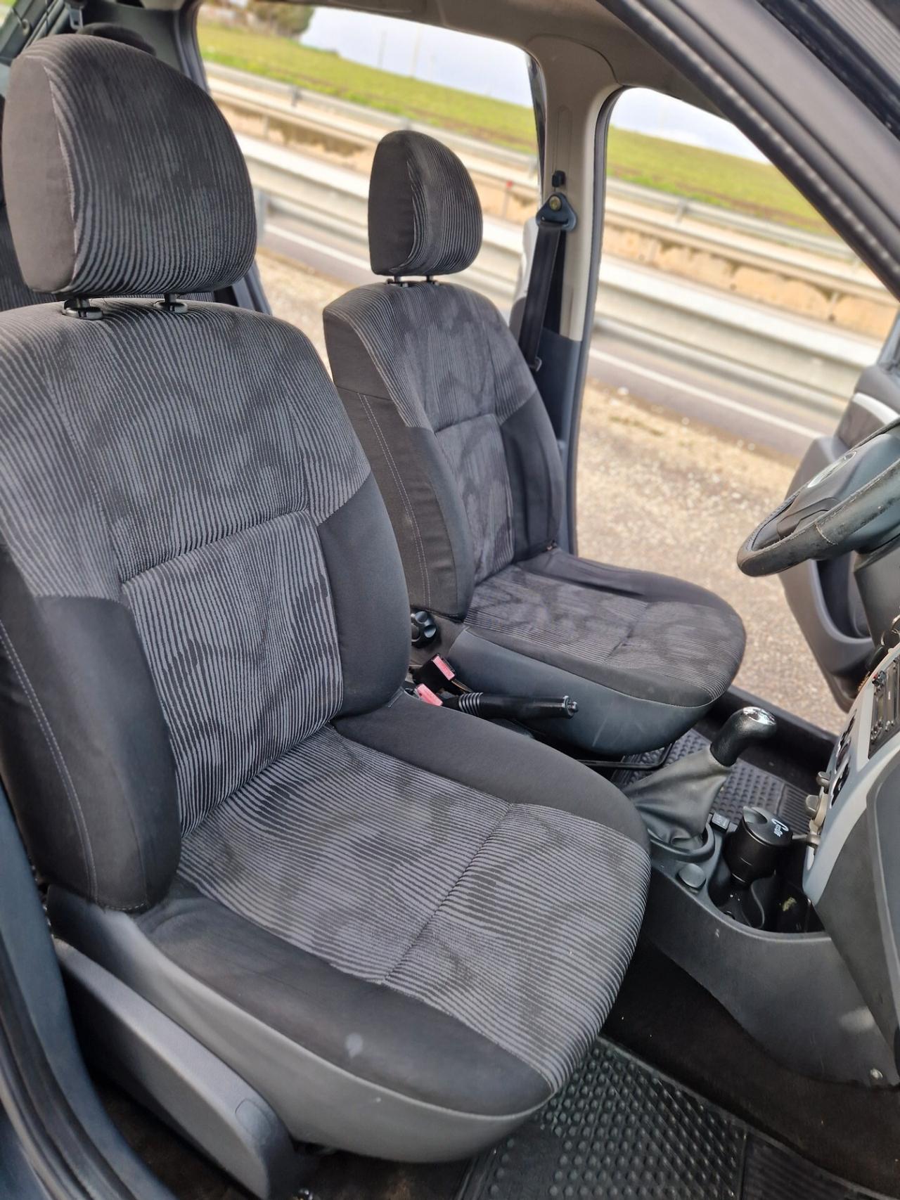 Dacia Sandero 1.4 8V GPL Ambiance