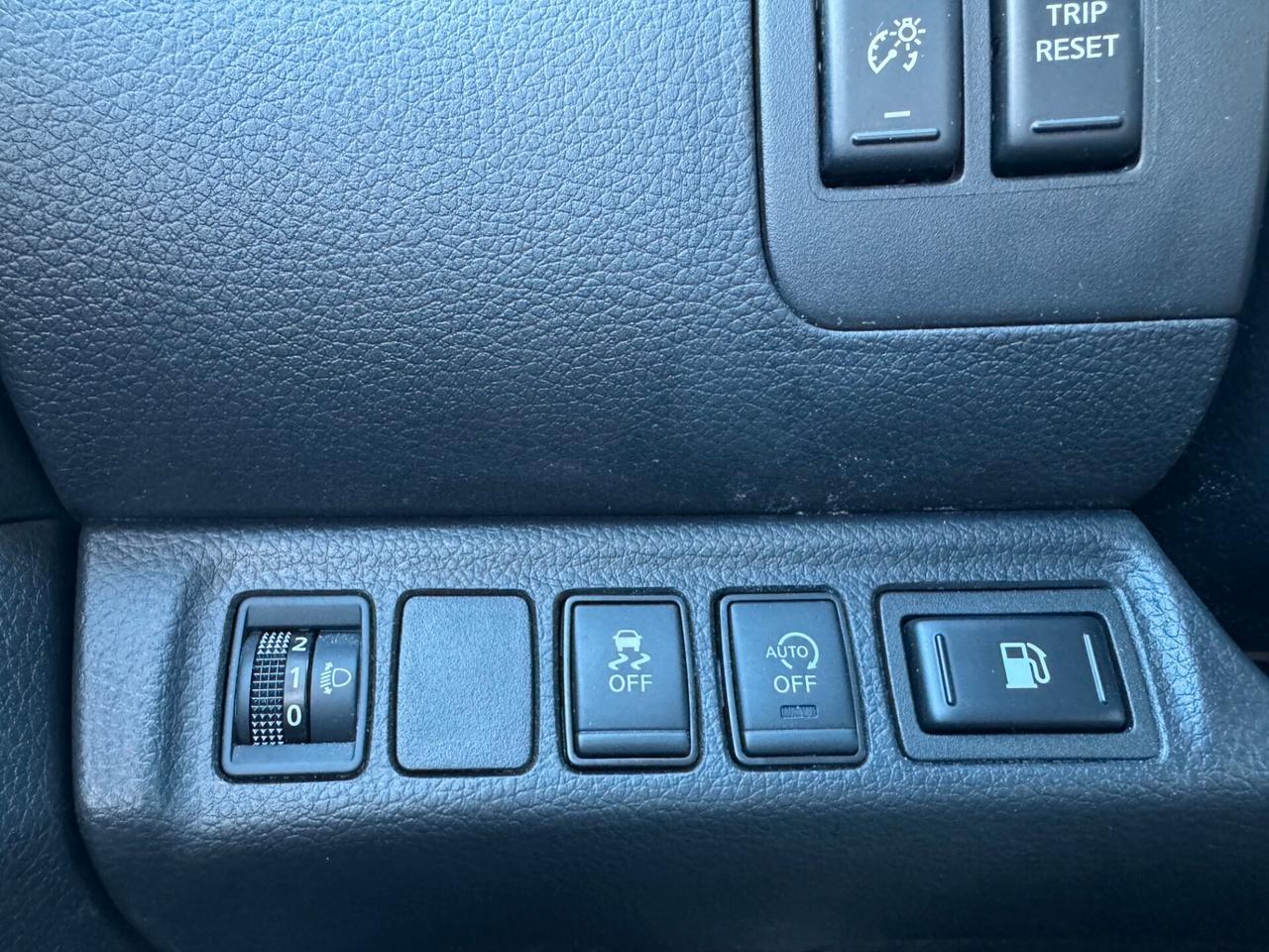 Nissan Navara 2.3 dCi 4WD Double Cab N-Connecta - AUTOCARRO IVA ESPOSTA