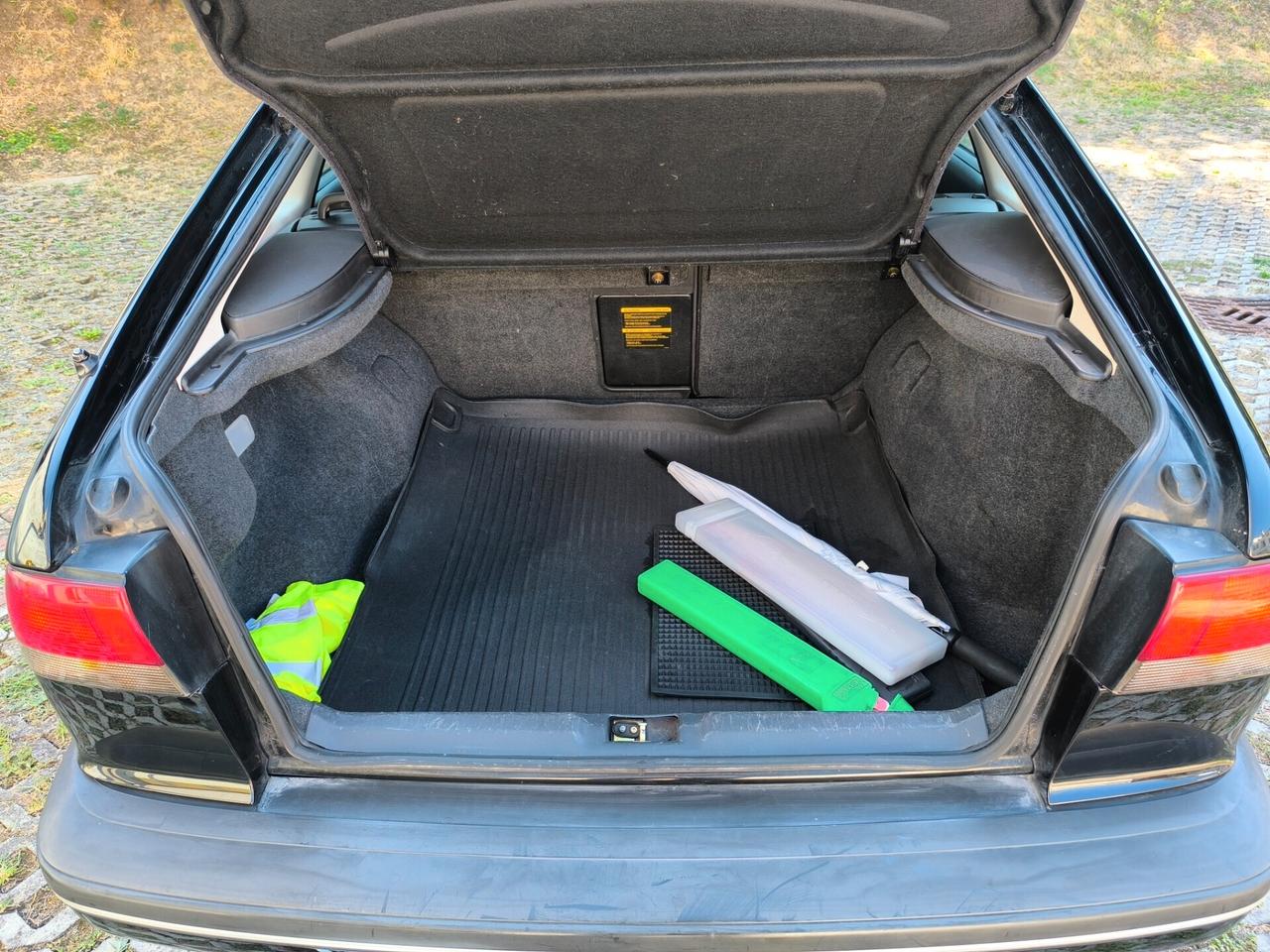 Saab 900 2.0i 16V cat 5 porte SE