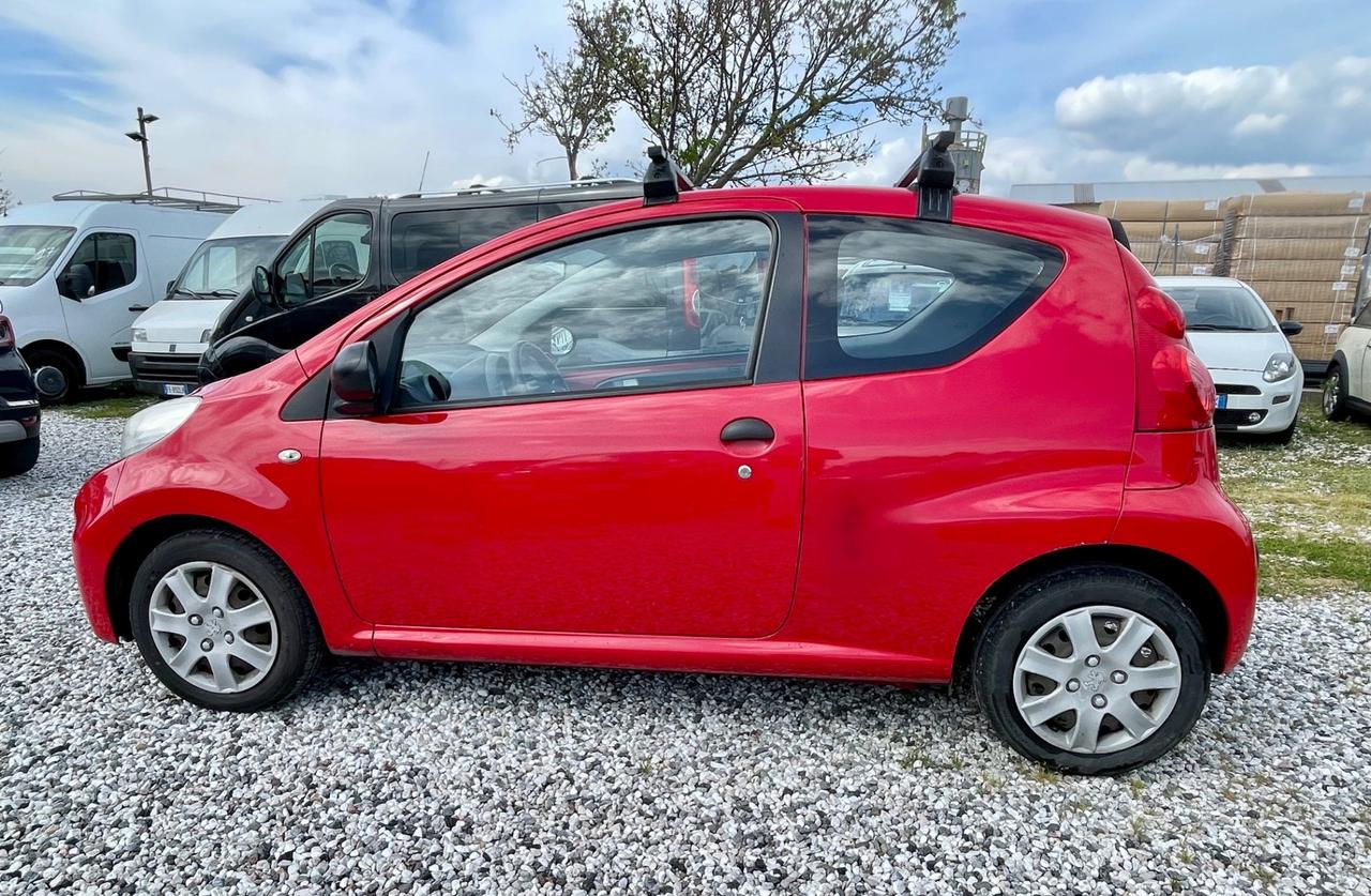 Peugeot 107 1.0 68CV 3p. Plaisir