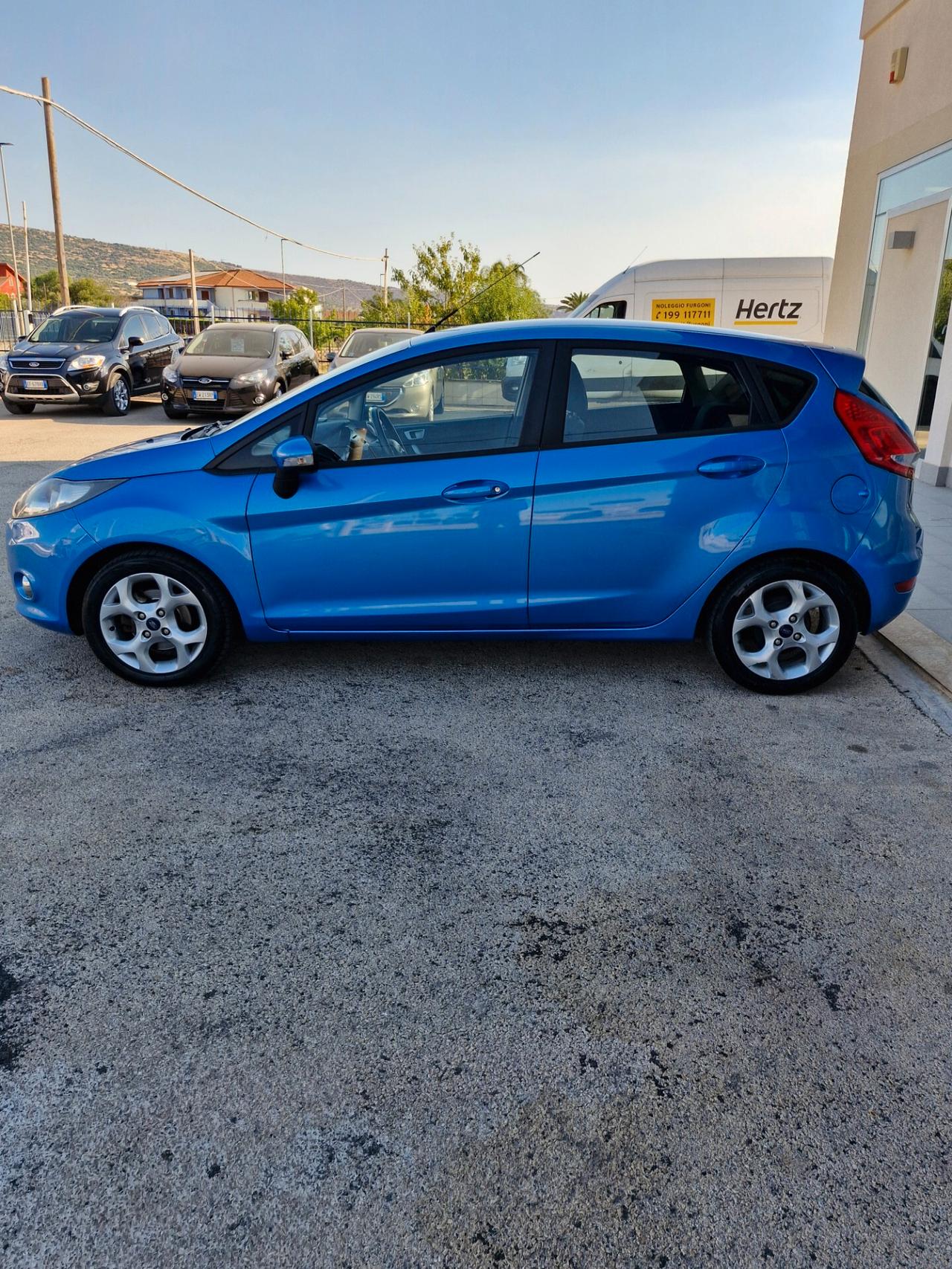 Ford Fiesta Ikon 1.2 60CV 5 porte