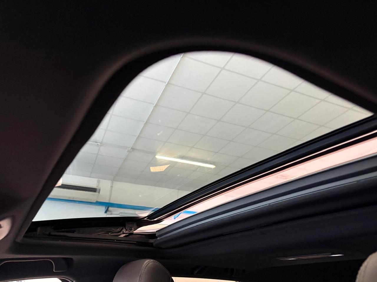 Mazda 6 Wagon SIGNATURE 2.2L Skyactiv-D A/T UNICO PR.