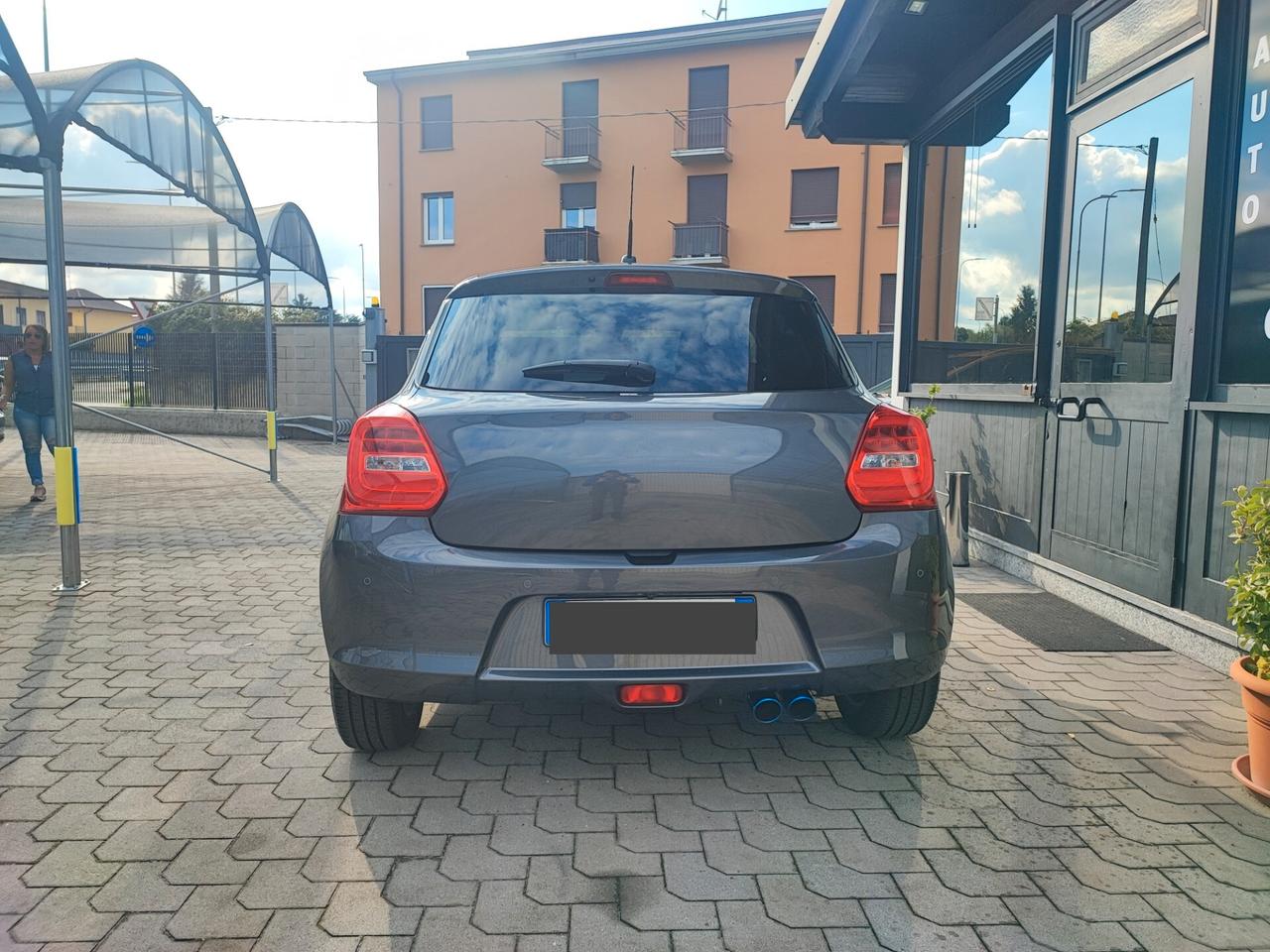 Suzuki Swift 1.2 Hybrid Top FULL-LED