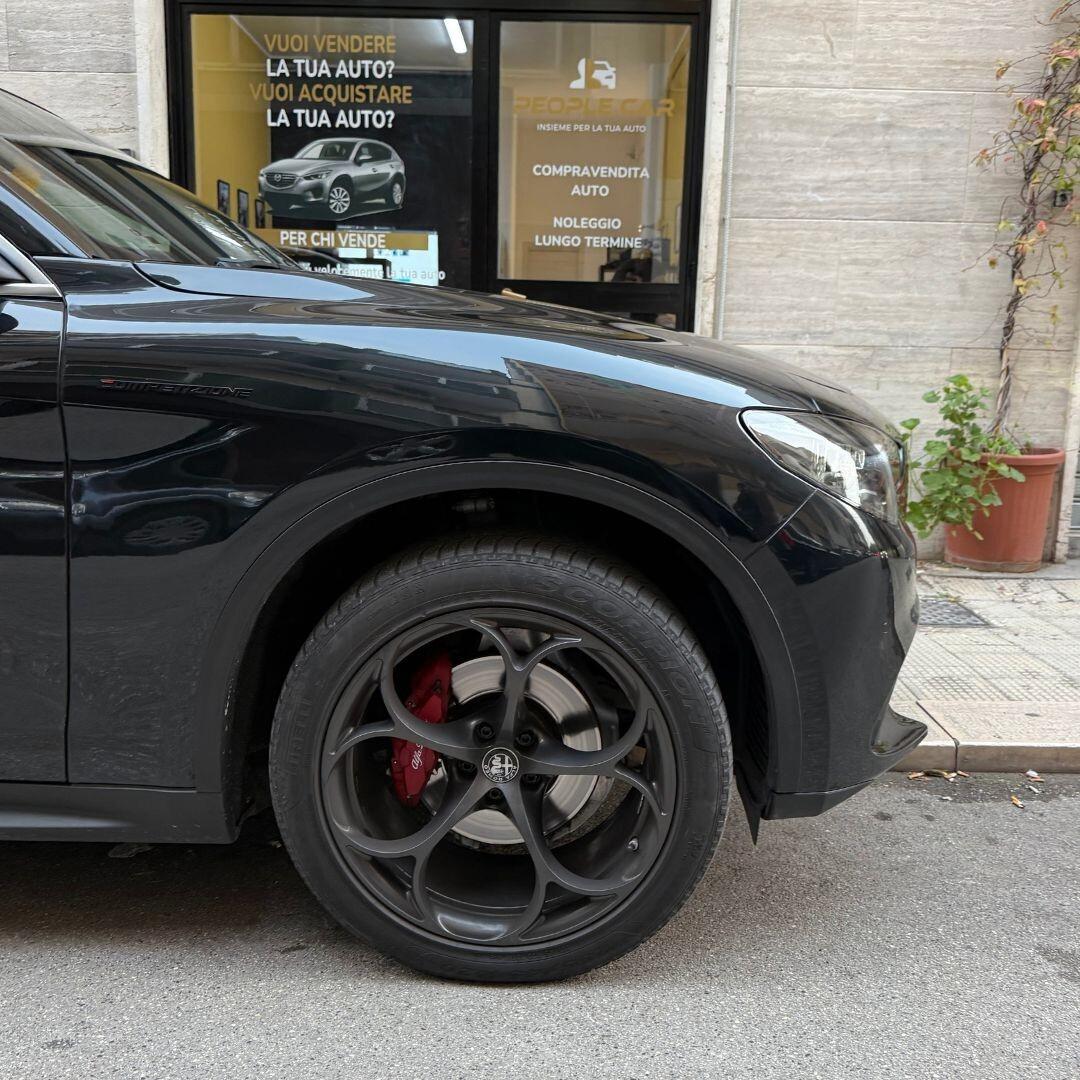 Alfa Romeo Stelvio 2.0 Turbo 280 CV Competizione