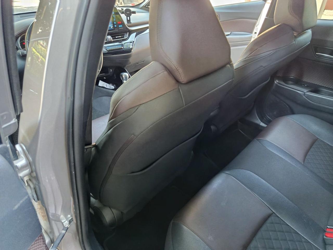 Toyota C-HR Lounge 1.8 HEV #11471