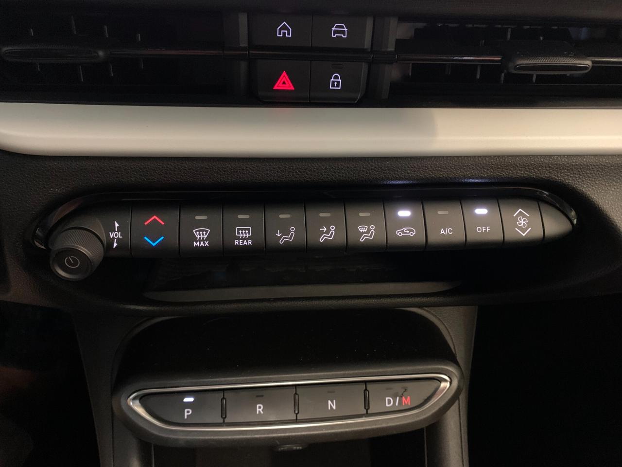Fiat 600 Hybrid 100 CV DCT MHEV La Prima