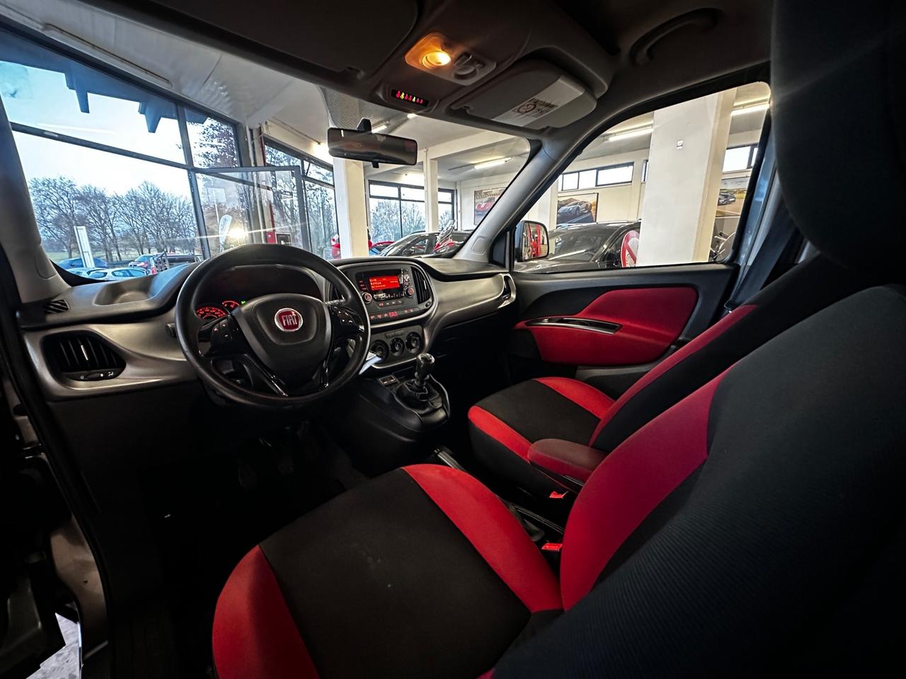 Fiat Doblò 1.6 MJT 7P 120CV Lounge 06/2017 Euro 6B