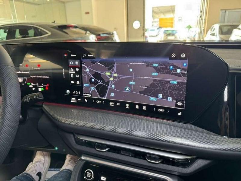 Audi Q5 3ª serie TDI 150 kW mHEV+ S tronic quattro S line edition