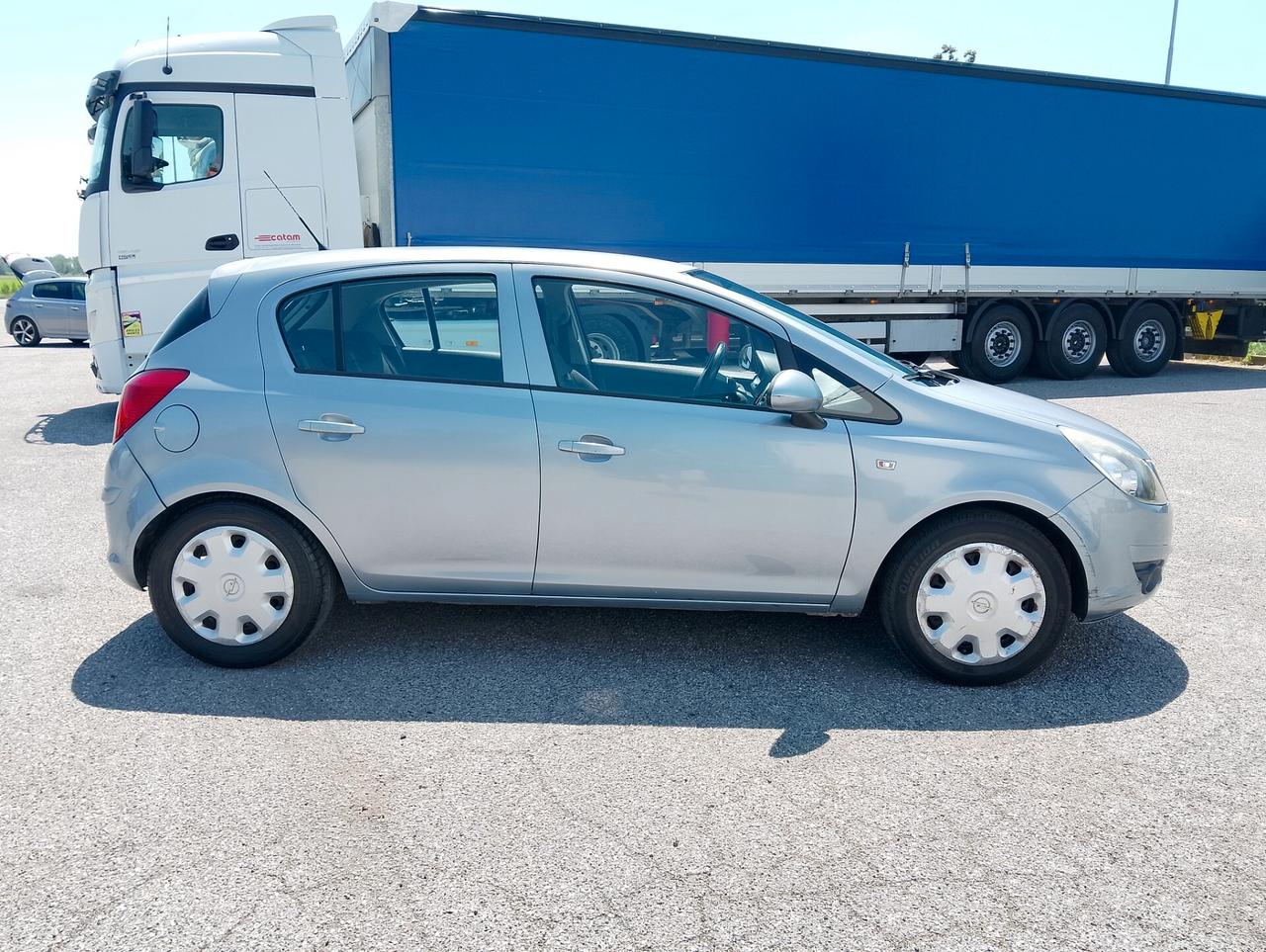 Opel Corsa 1.2 cc IMPIANTO Gpl perfetto stato