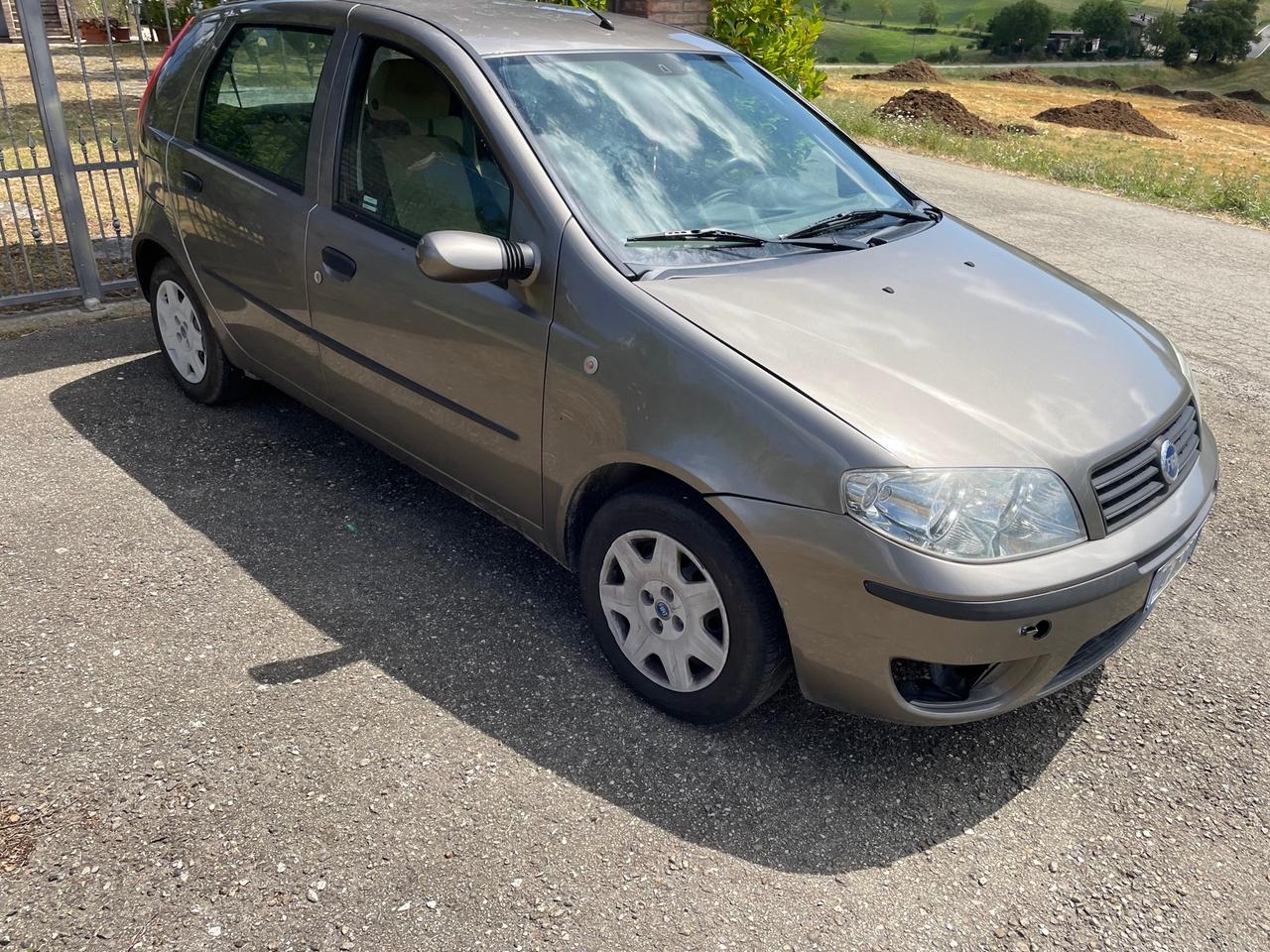 Fiat punto*solo per OPERATORI DEL SETTORE *