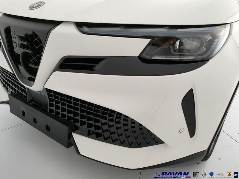 Alfa Romeo Junior Hybrid 145cv SPECIALE (Pack TECHNO)