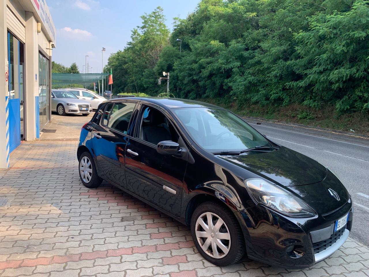 Renault Clio 1.2 16V 5 porte Live!