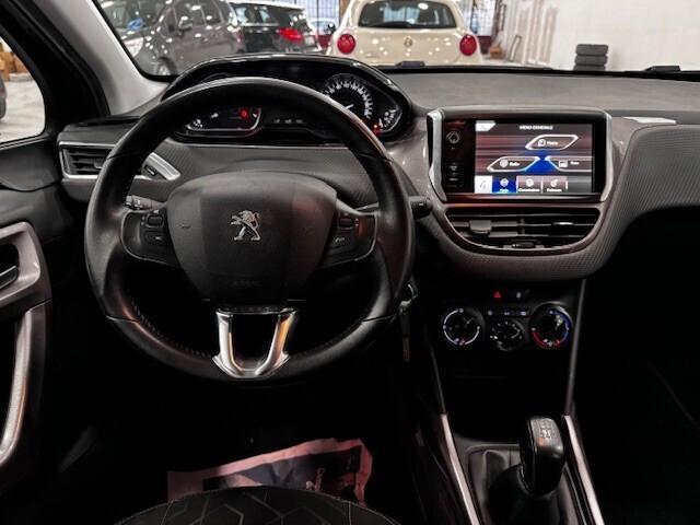 Peugeot 2008 1.2 VTi 82CV Allure
