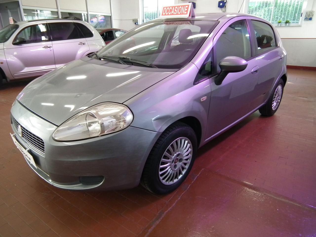 Fiat Grande Punto BZ/GPL FRIZIONE E DISTRIBUZIONE APPENA SOSTITUITE !