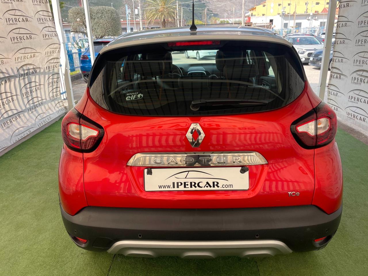 Renault Captur TCe 120 CV Start&Stop Energy Initiale Paris