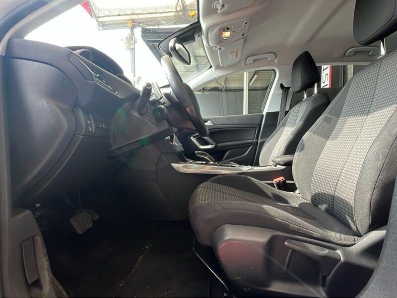 Peugeot 308 Business BlueHDi 130cv S&S
