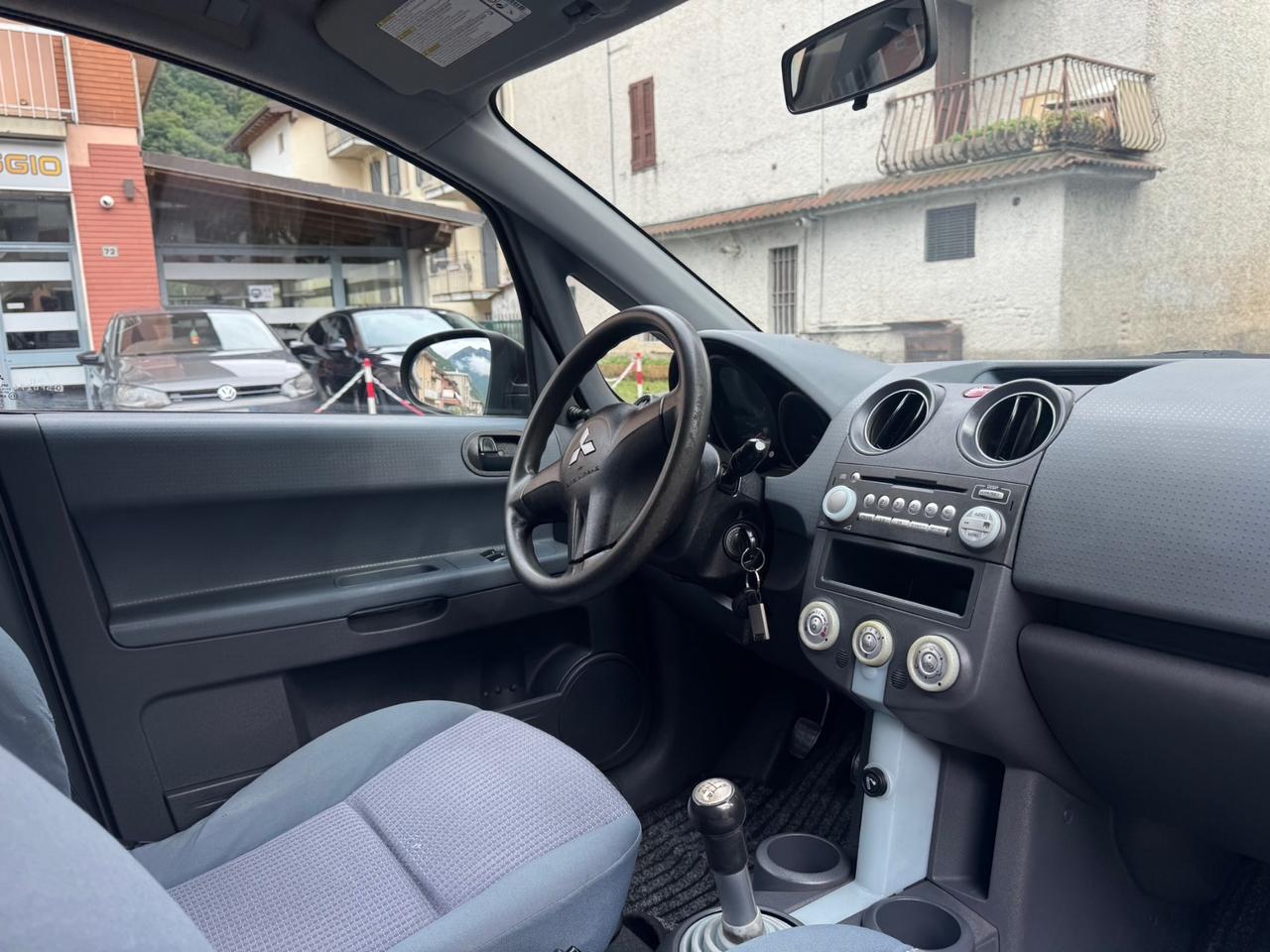 Mitsubishi Colt 1.5 DI-D HP 5p. Instyle