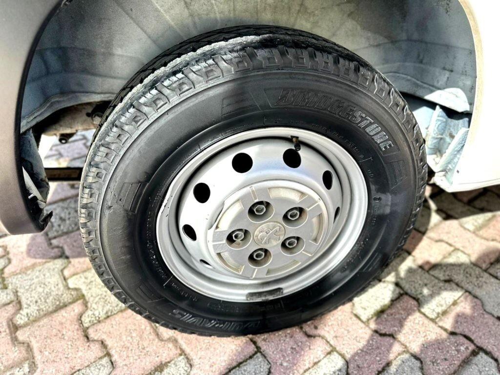 PEUGEOT Boxer 330 2.0 BlueHDi 130CV PM-TM Furgone