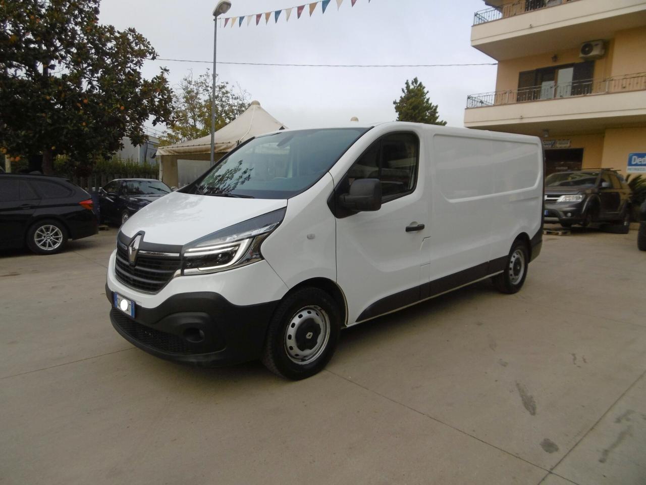 RENAULT TRAFIC 2.0 dCi 145 L2 H1 T29 ENERGY