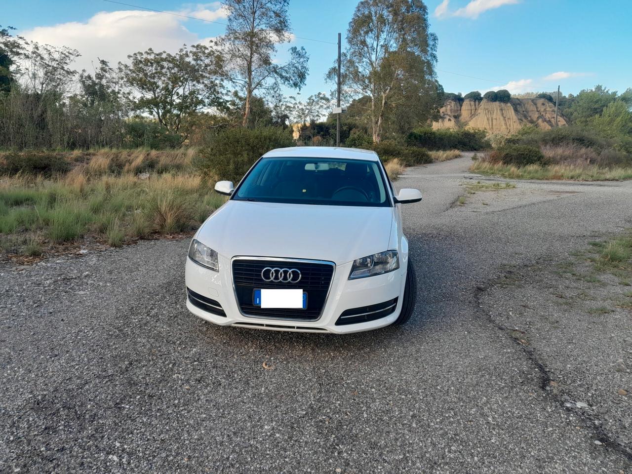 Audi A3 1.6 TDI 90 CV OK NEO PATENTATI