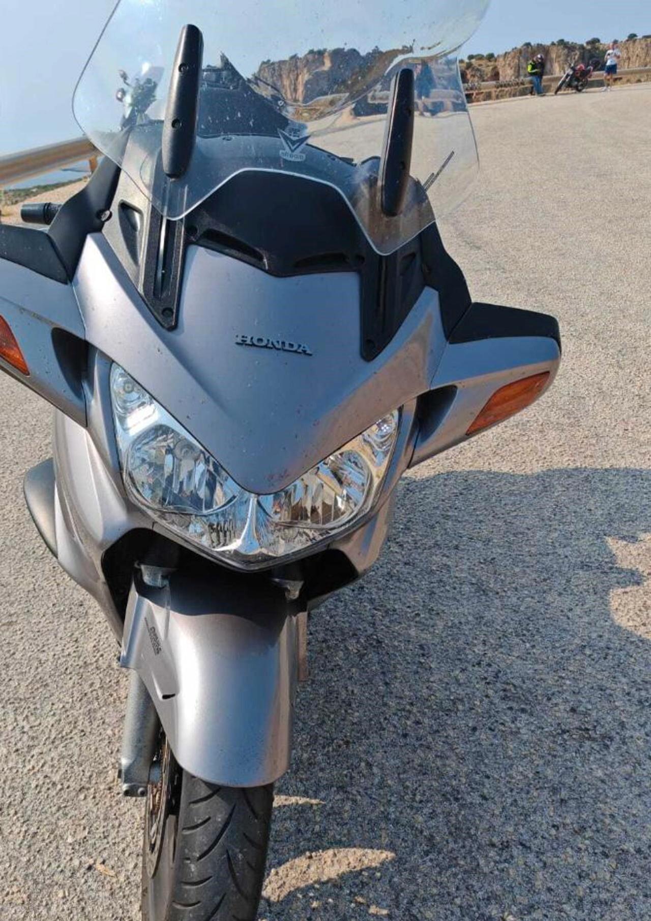 Honda Pan European Standard - full optional