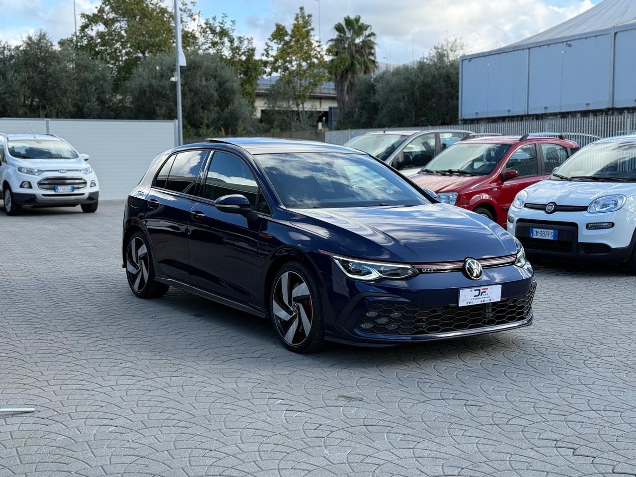 Volkswagen Golf GTI 2.0 TSI DSG