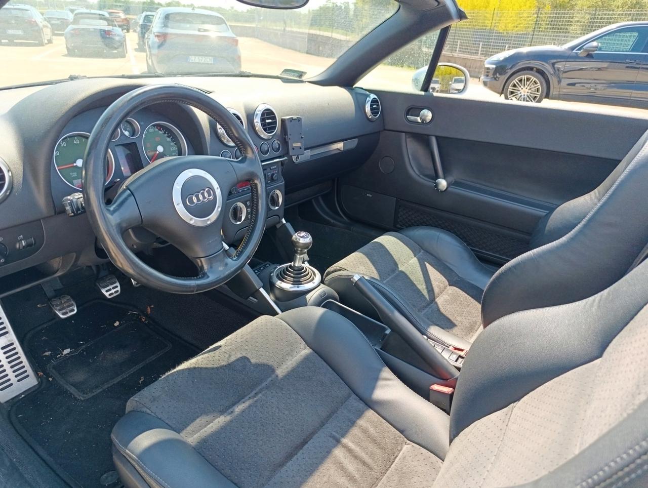 AUDI TT Roadster 1.8t 150cv