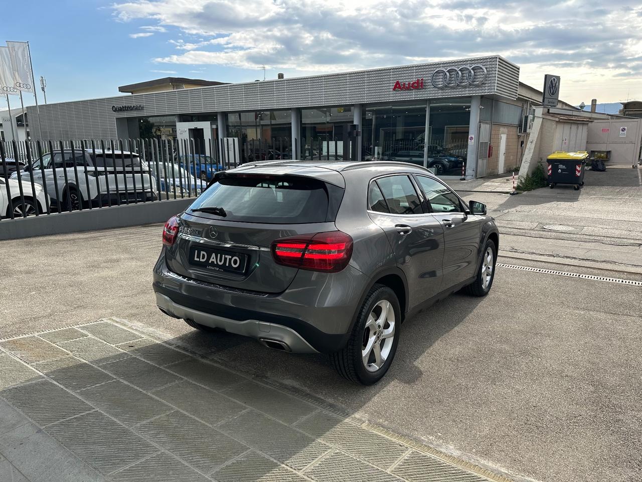 Mercedes-benz GLA 200 d Premium