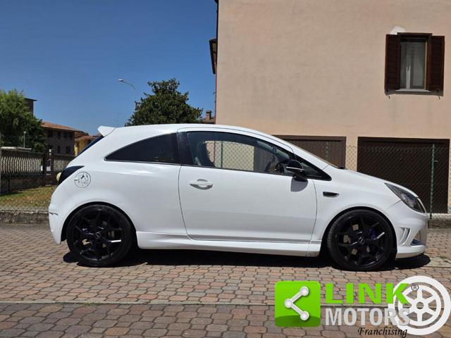 OPEL Corsa 1.6i 16V OPC 192 CV