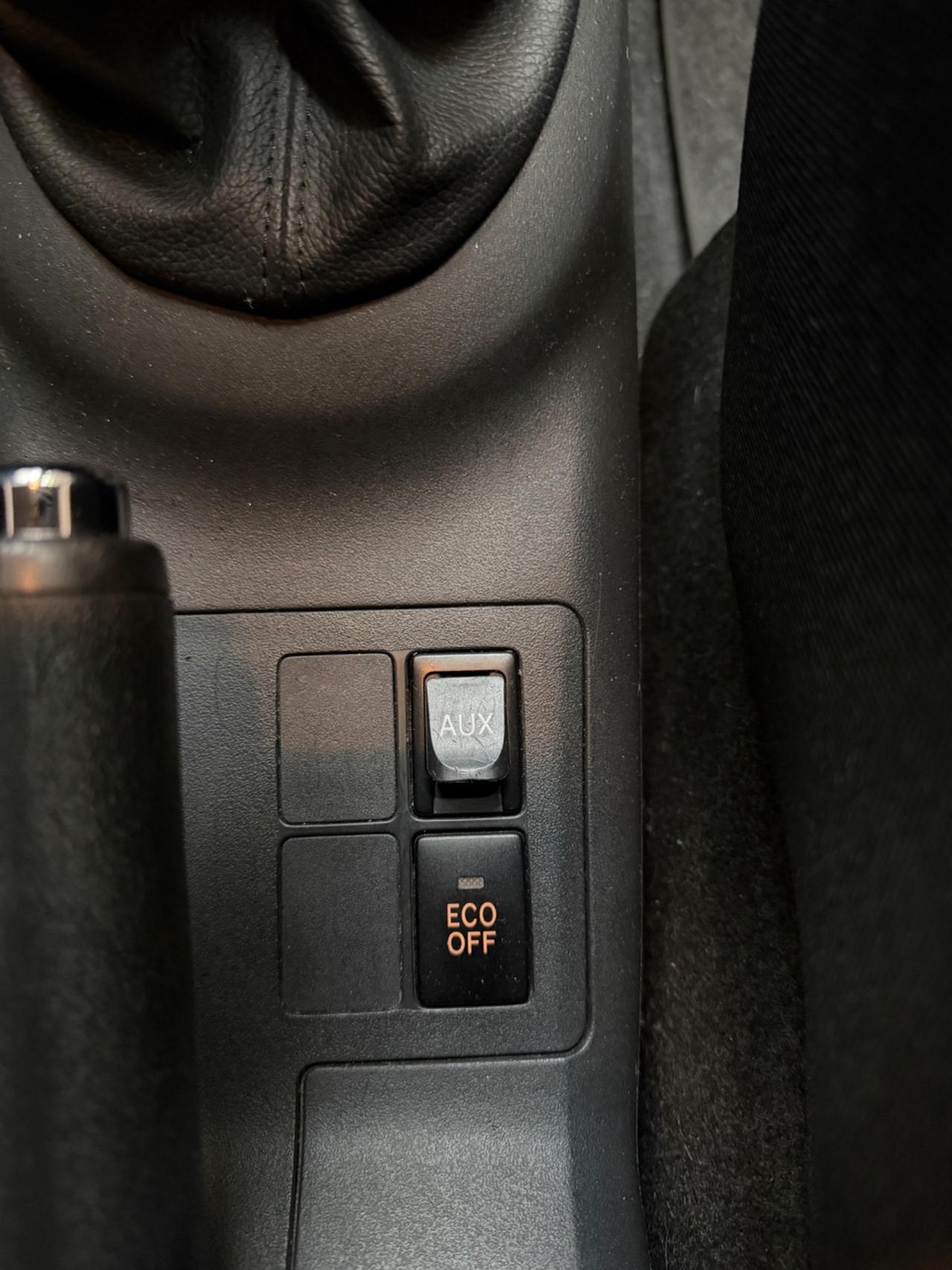 Toyota Yaris 1.3 Neopatentati Euro 4