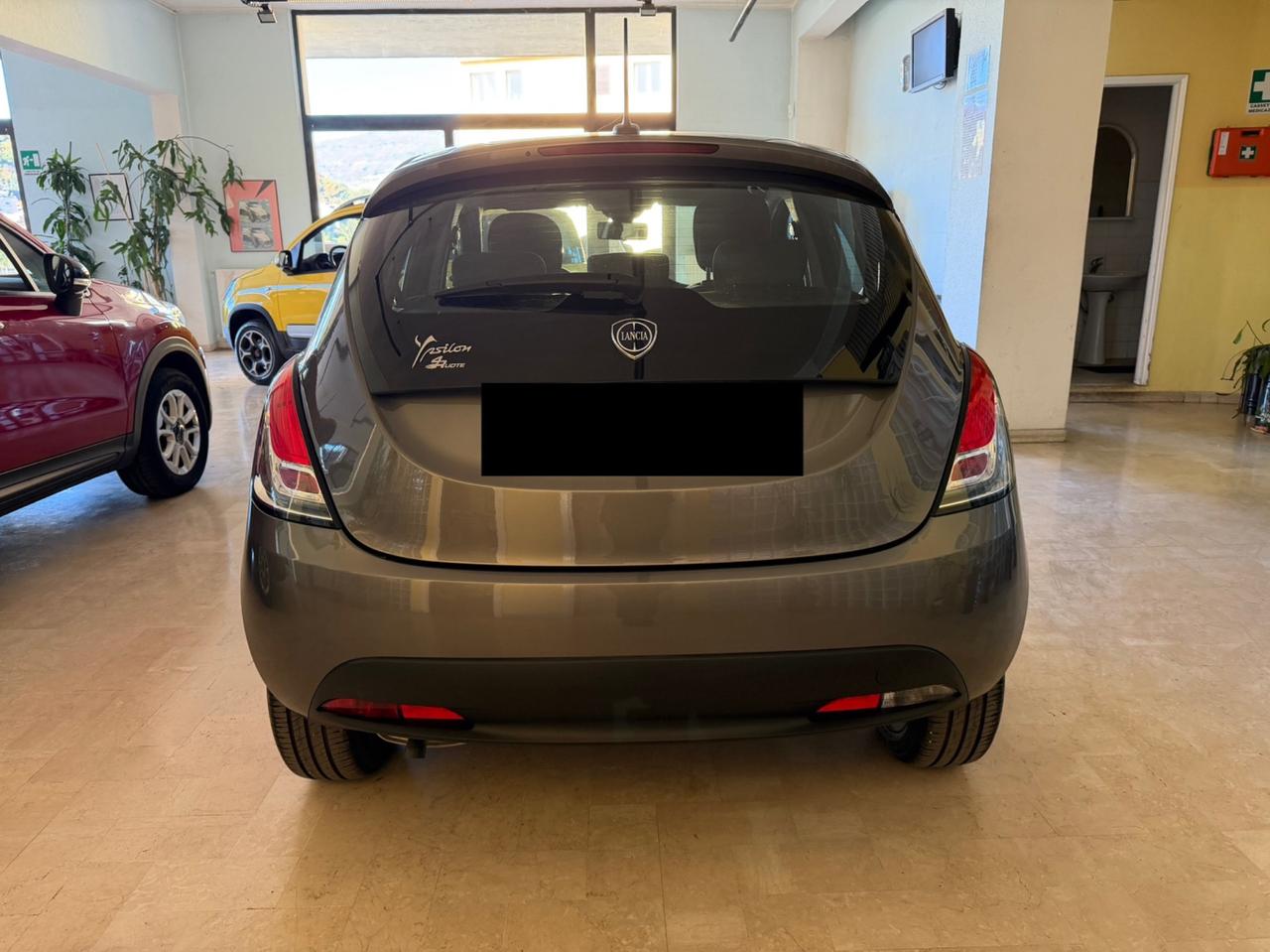 Lancia Ypsilon 1.2 69 CV 5 porte GPL