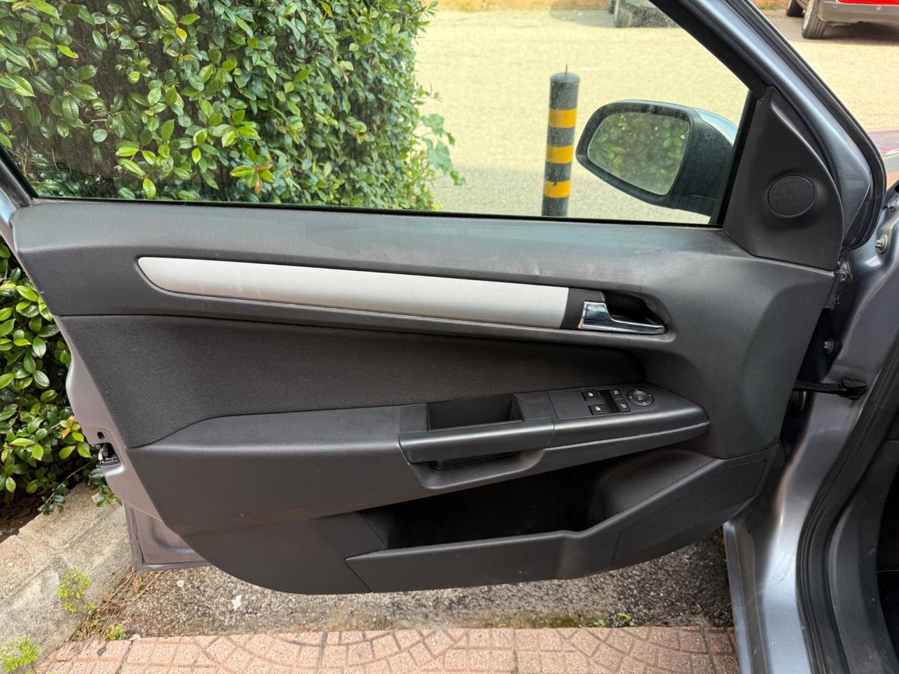 "" SOLO 135000 MILA KM!! RICONDIZIONATA Opel Astra 1.7 CDTI 125CV 5 porte Elective OK NEOPATENTATI