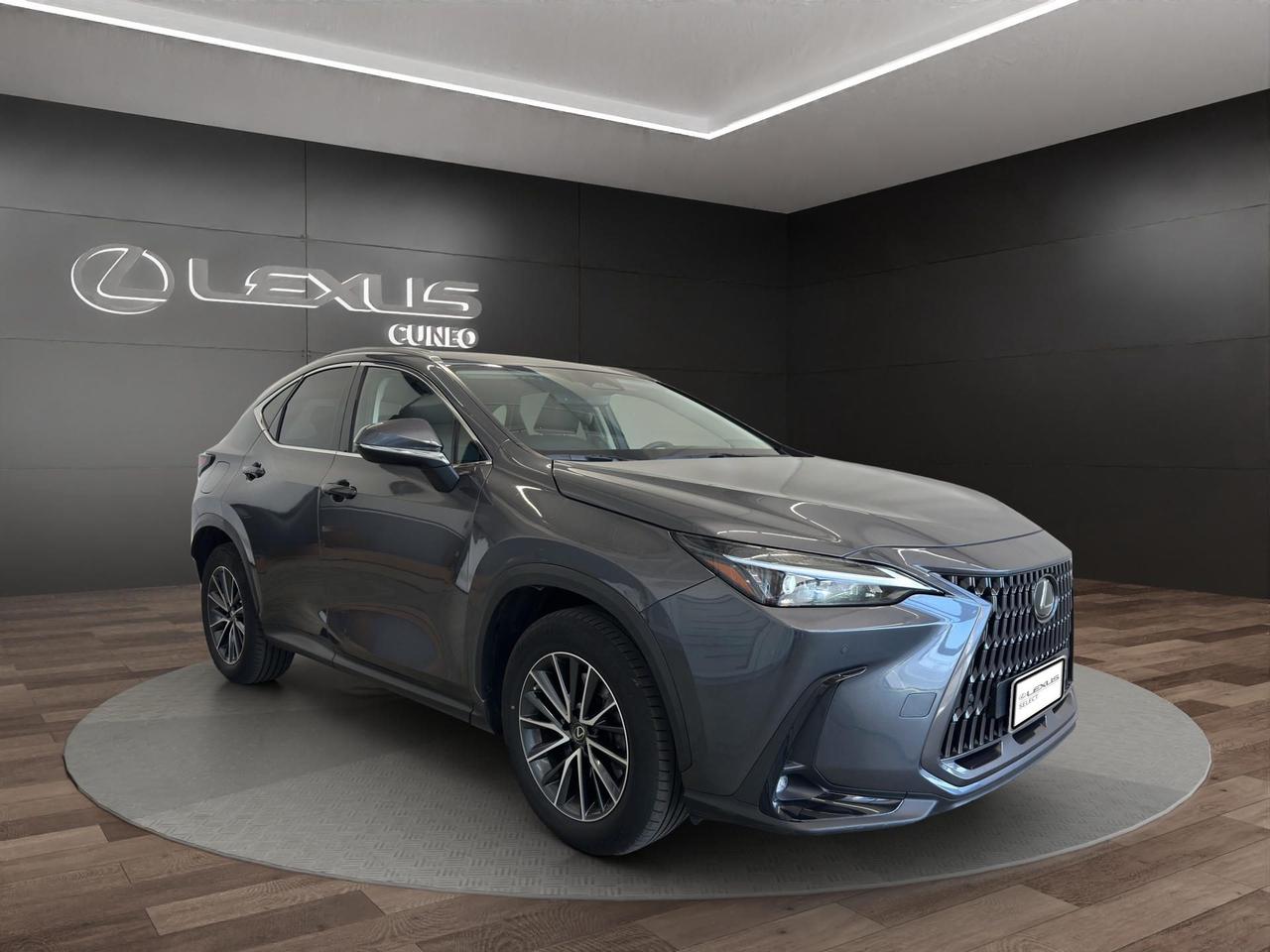 Lexus NX 450h+ 2.5 phev Premium 4wd 309cv e-cvt
