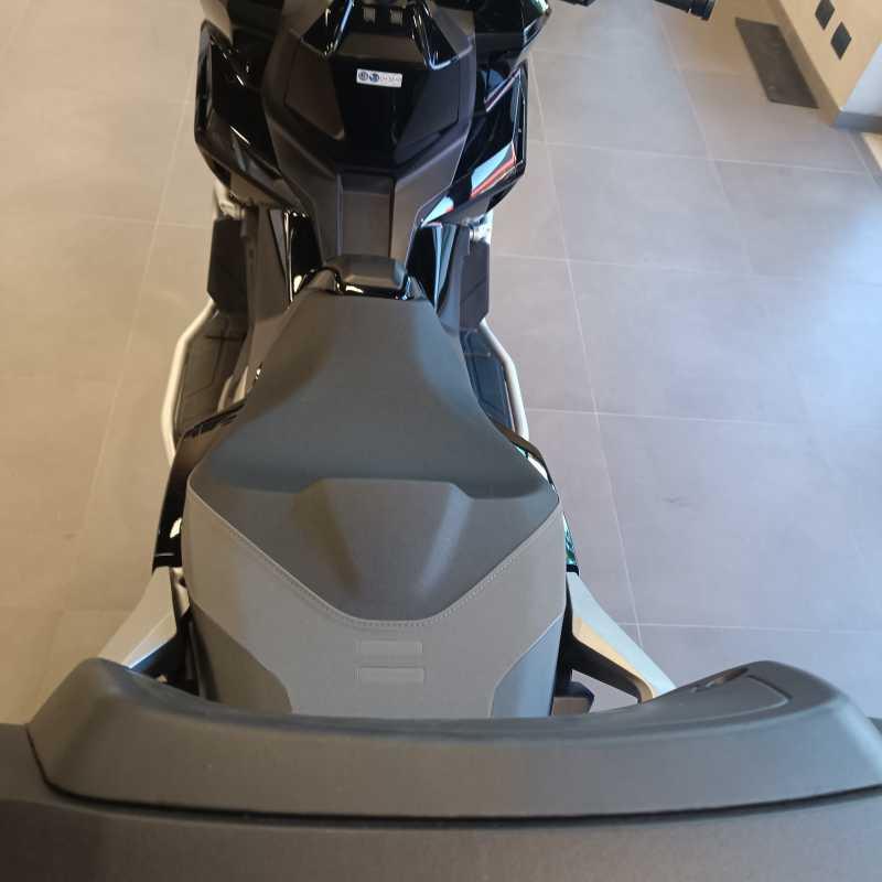 Honda X-ADV 750 - 2025