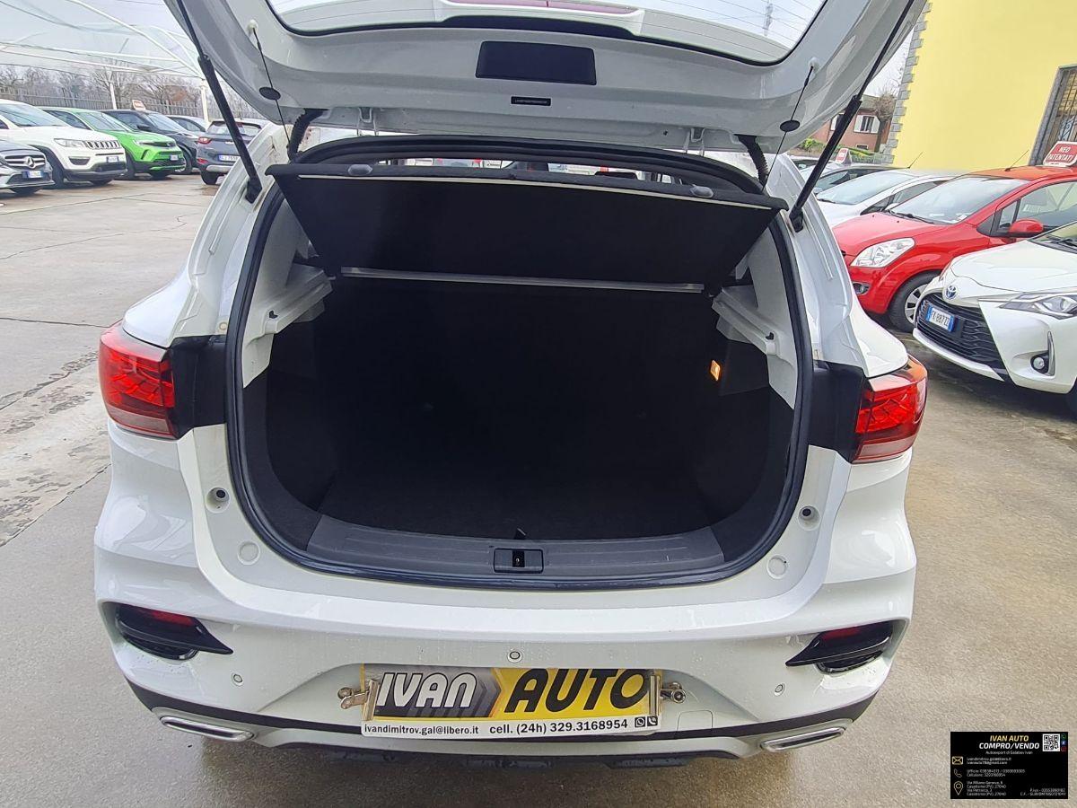 MG ZS Luxury Benzina-45.000 Km - Anno 2023