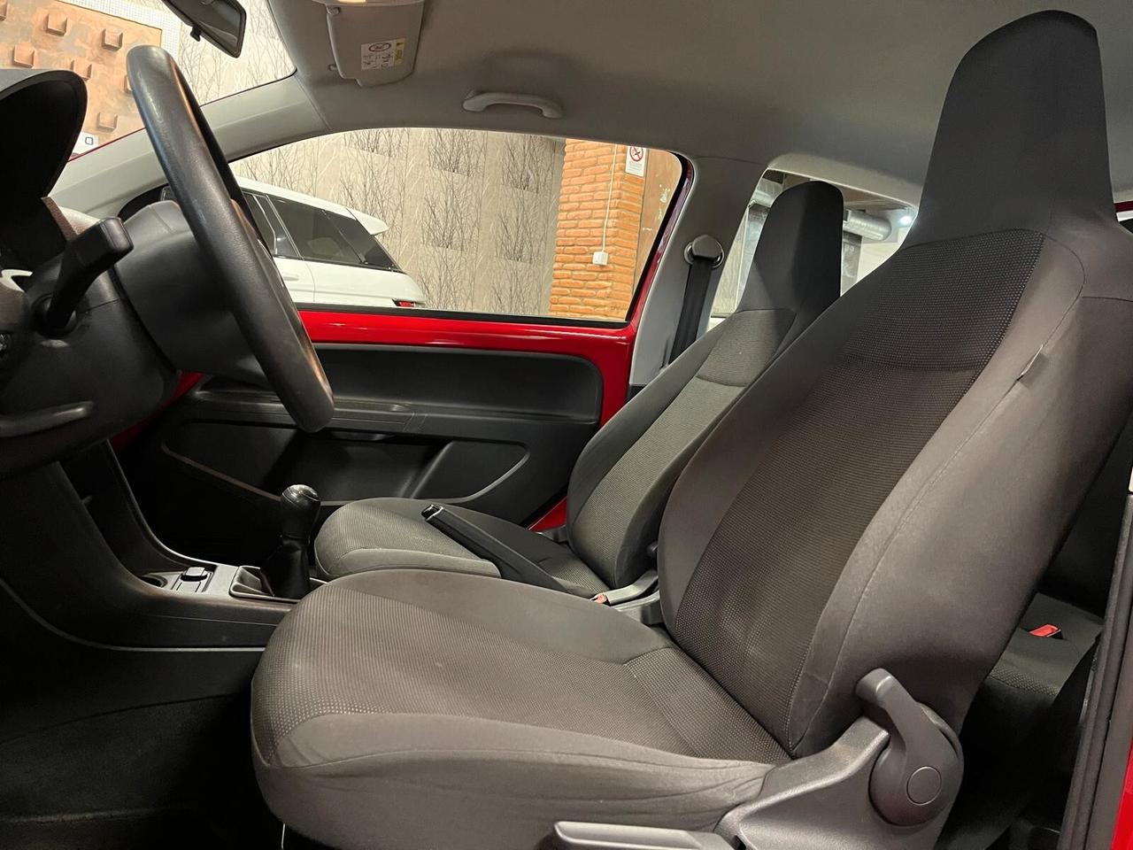 Volkswagen up! 1.0 3p. club