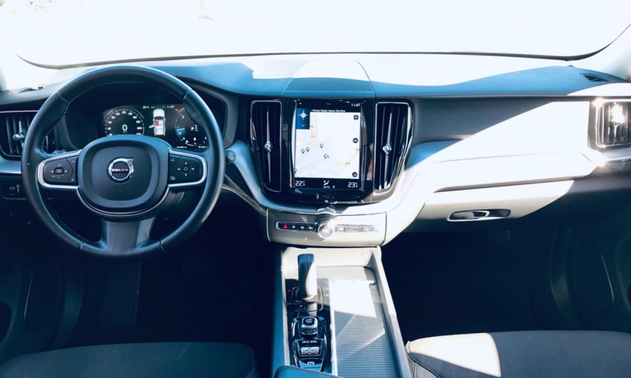 Volvo XC60 B4 (d) AWD Geartronic HYBRID 60MILA KM