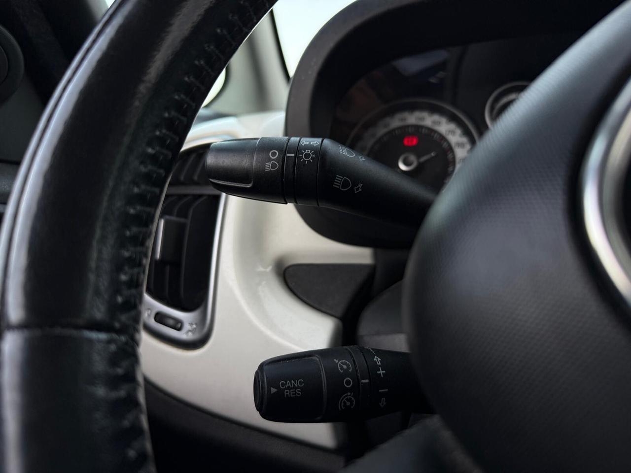 Fiat 500L 1.6 Multijet 120 CV Lounge n1 autocarro con posti